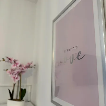 Rose Arlesien Apartment